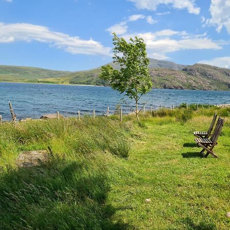 The Bay ,Luxury Shepherds Hut, Dundonnell Екстериор снимка