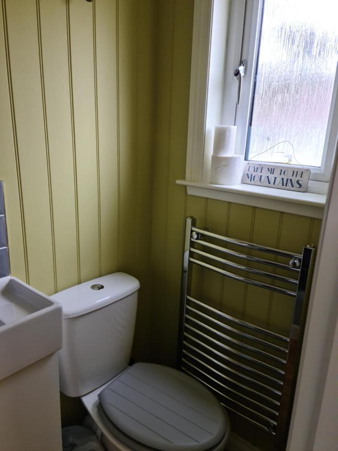 The Bay ,Luxury Shepherds Hut, Dundonnell Екстериор снимка