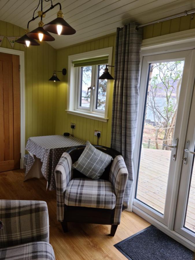 The Bay ,Luxury Shepherds Hut, Dundonnell Екстериор снимка