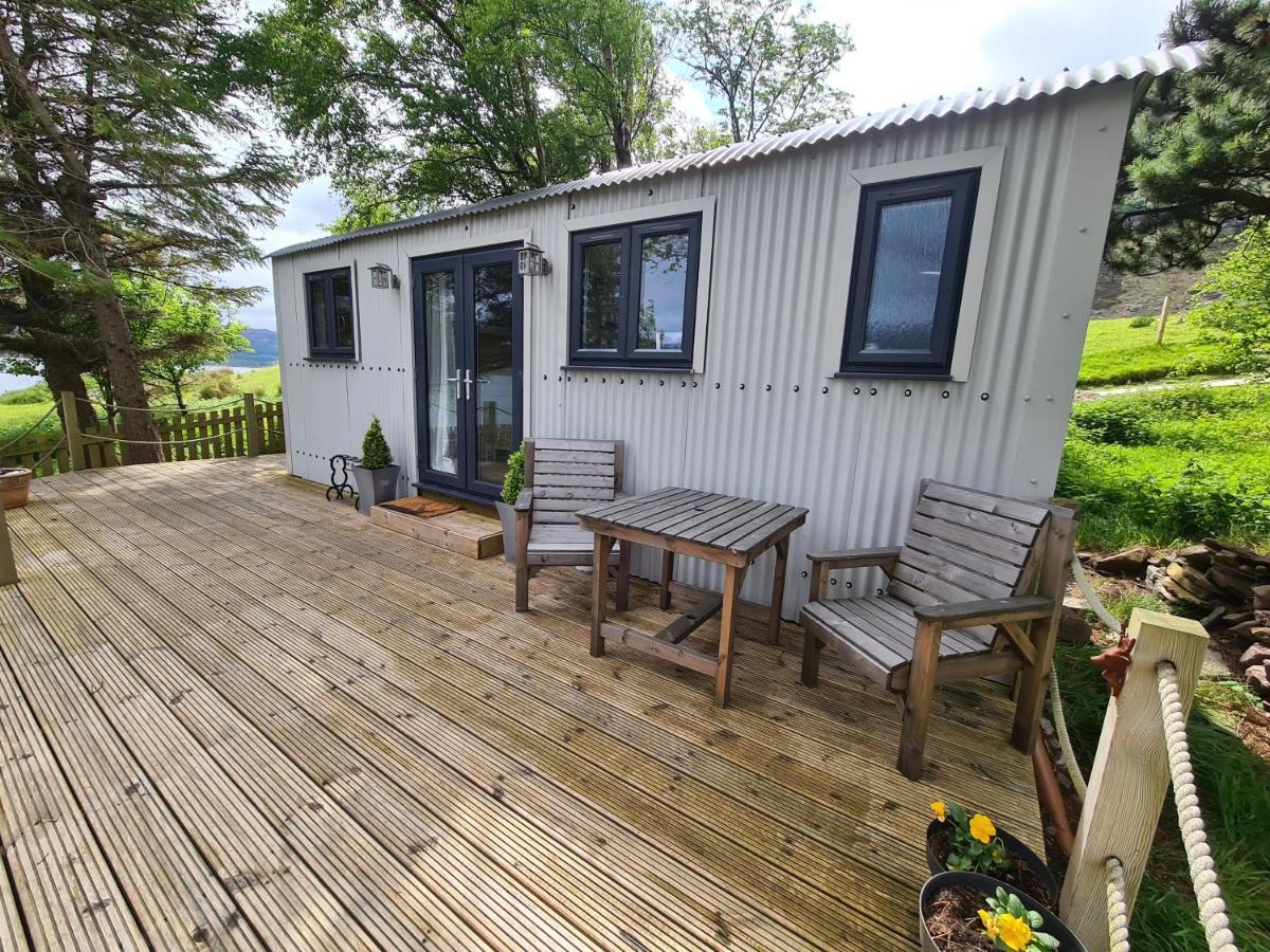 The Bay ,Luxury Shepherds Hut, Dundonnell Екстериор снимка