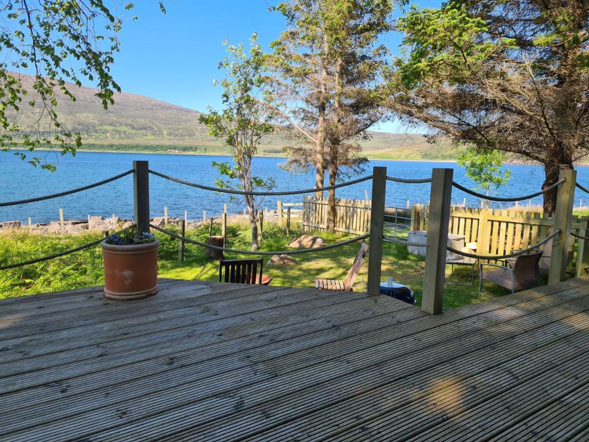 The Bay ,Luxury Shepherds Hut, Dundonnell Екстериор снимка